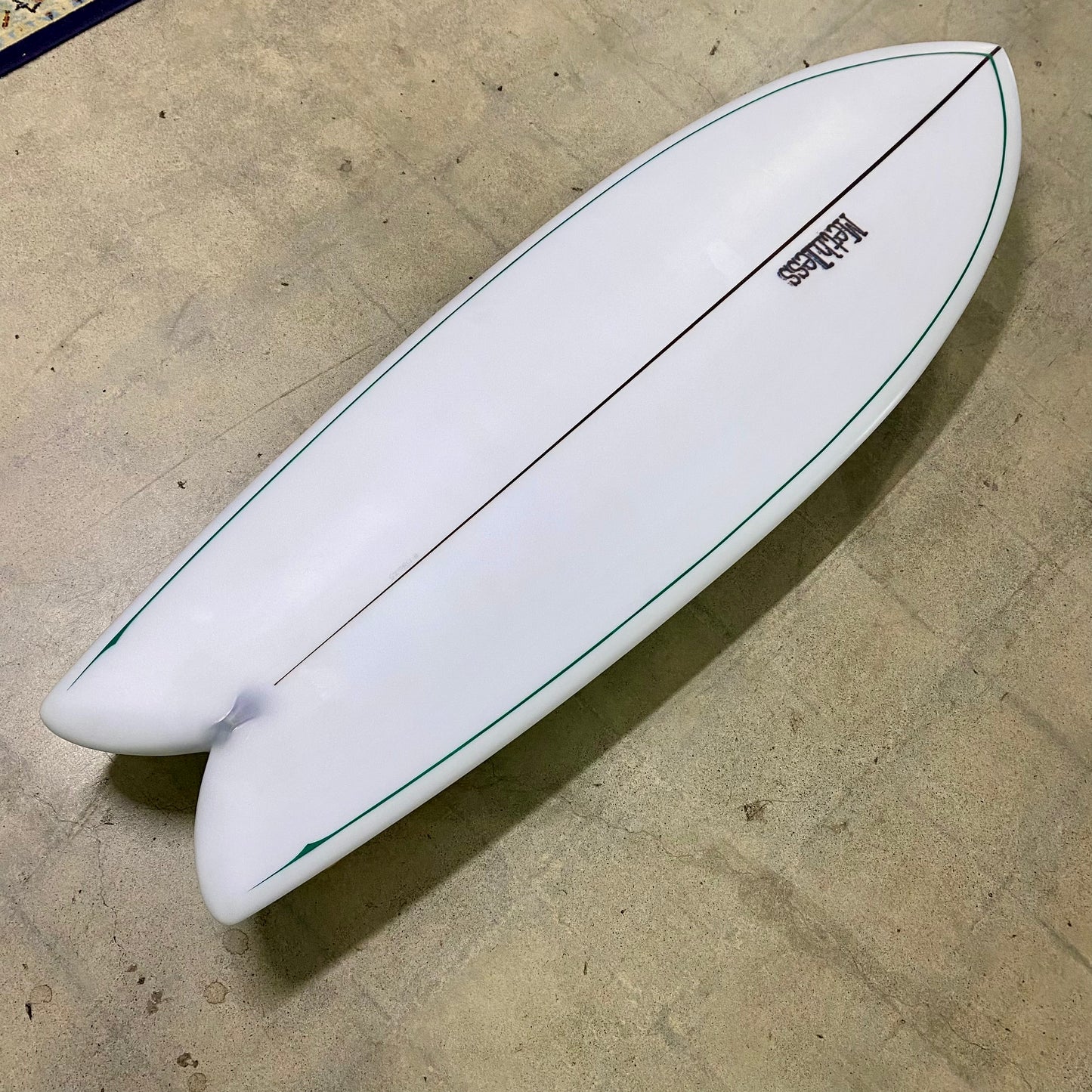 Methless | 5'8" Fish