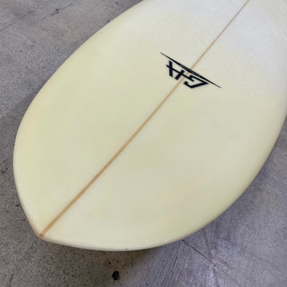Used Gary Hanel | 5'6 Pill | Eps / Epoxy