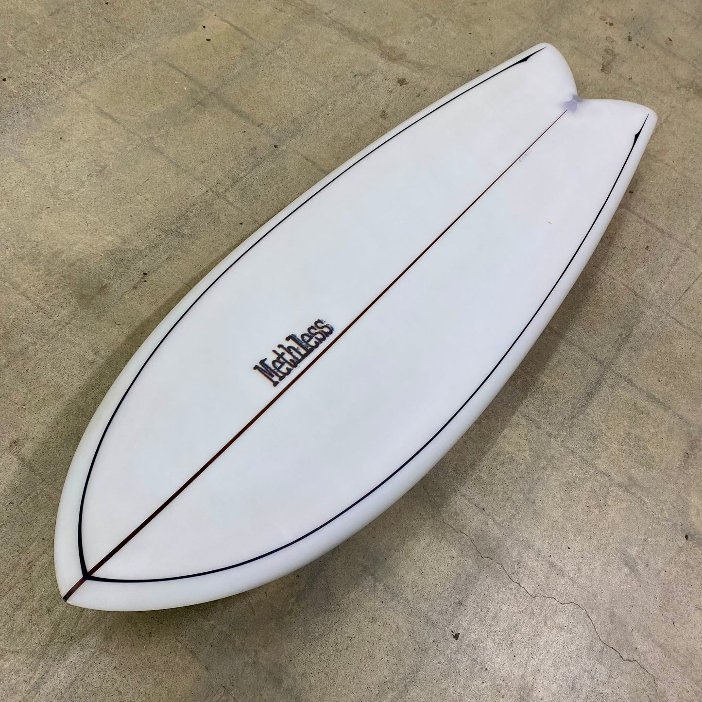 Methless | 5'6" Fish