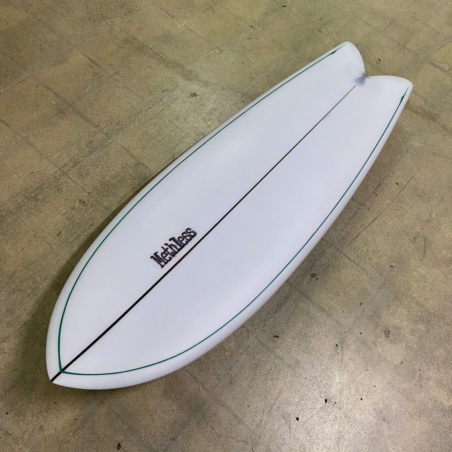 Methless | 5'8" Fish