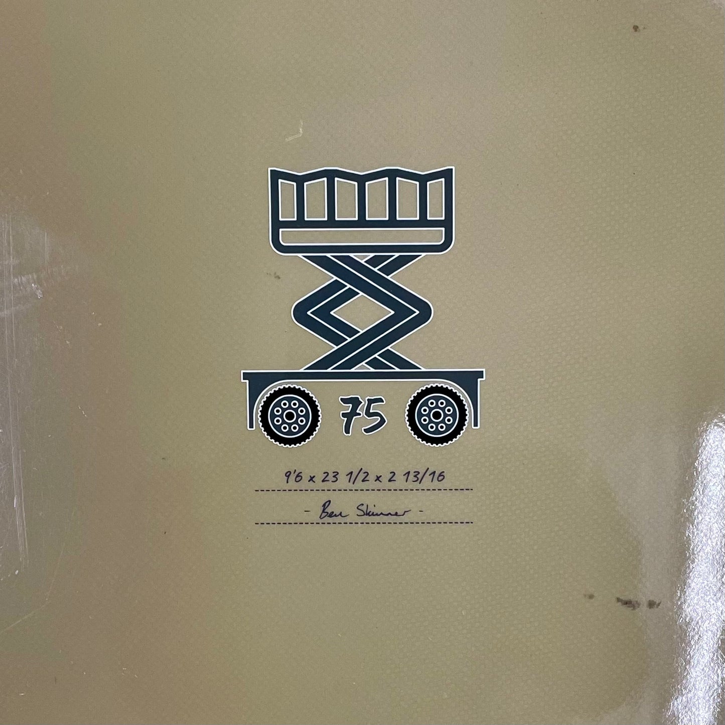 Used Skin Dog | 9'6" Cherry Picker