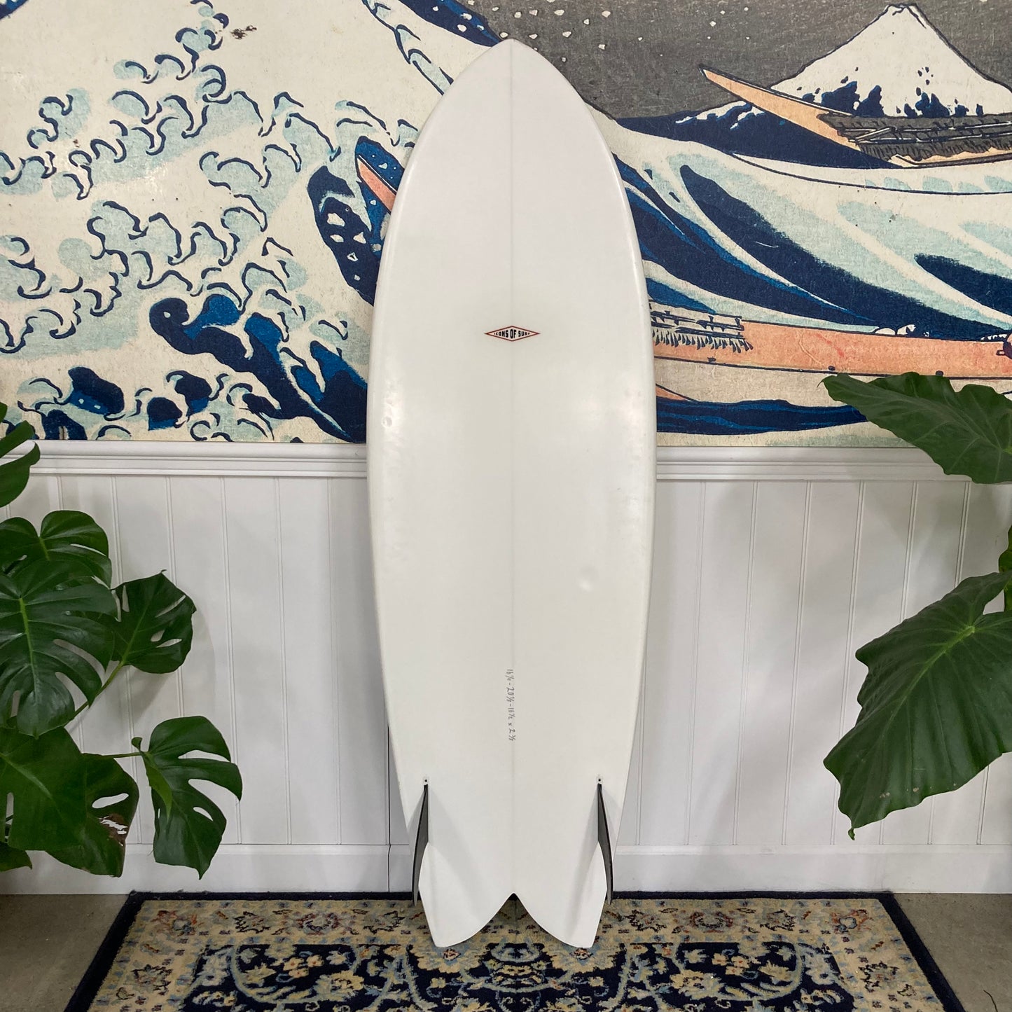 RENTAL | Icons of Surf - 5'5 Fish